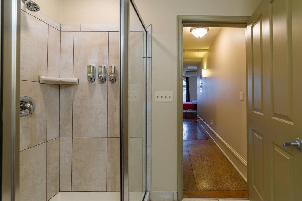 شقة King Bed W/ Panoramic Views Of Dt! روتشستر المظهر الخارجي الصورة