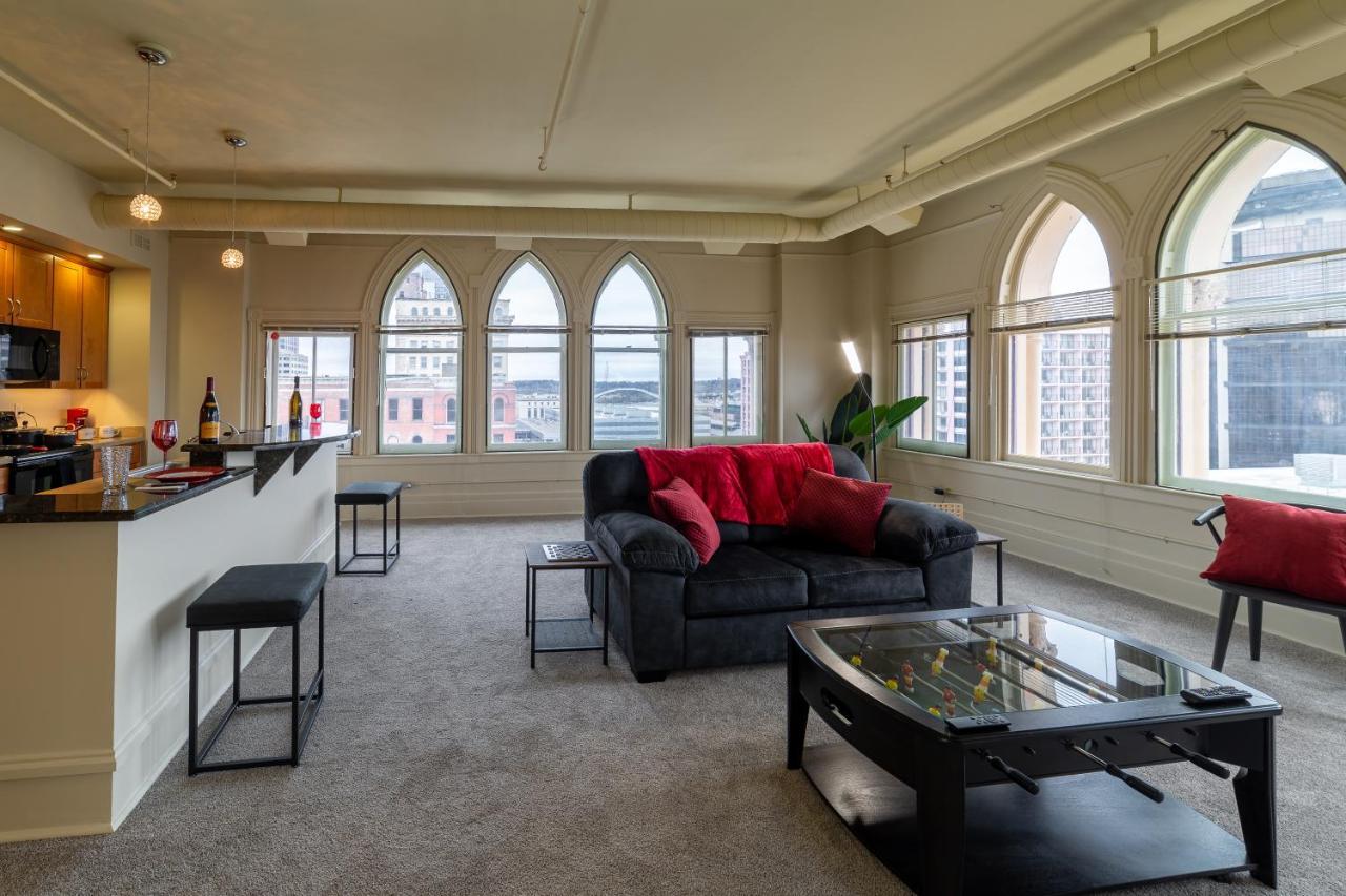 شقة King Bed W/ Panoramic Views Of Dt! روتشستر المظهر الخارجي الصورة